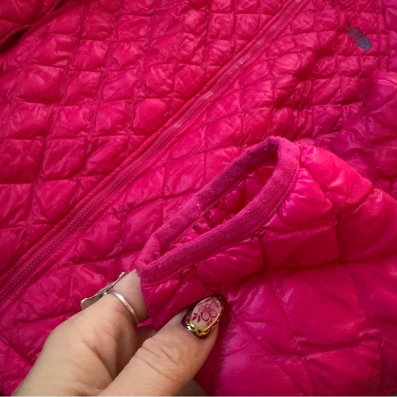 North Face Pink Thermoball Hoodie Jacket  M - Picture 3 of 5